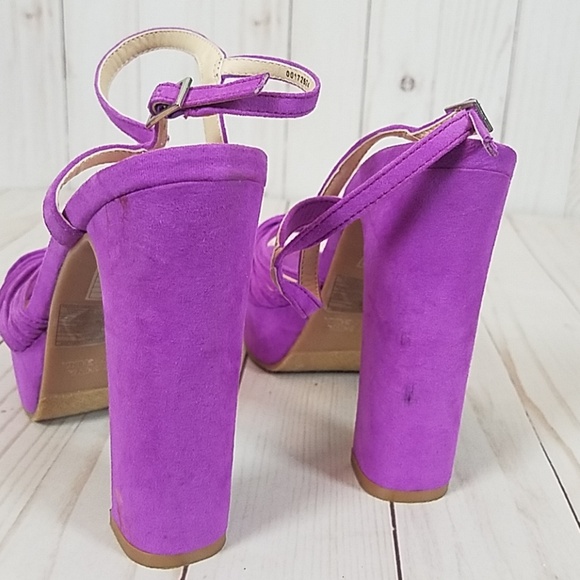 Forever 21 Purple Platform Heel Sandals - Picture 5 of 8
